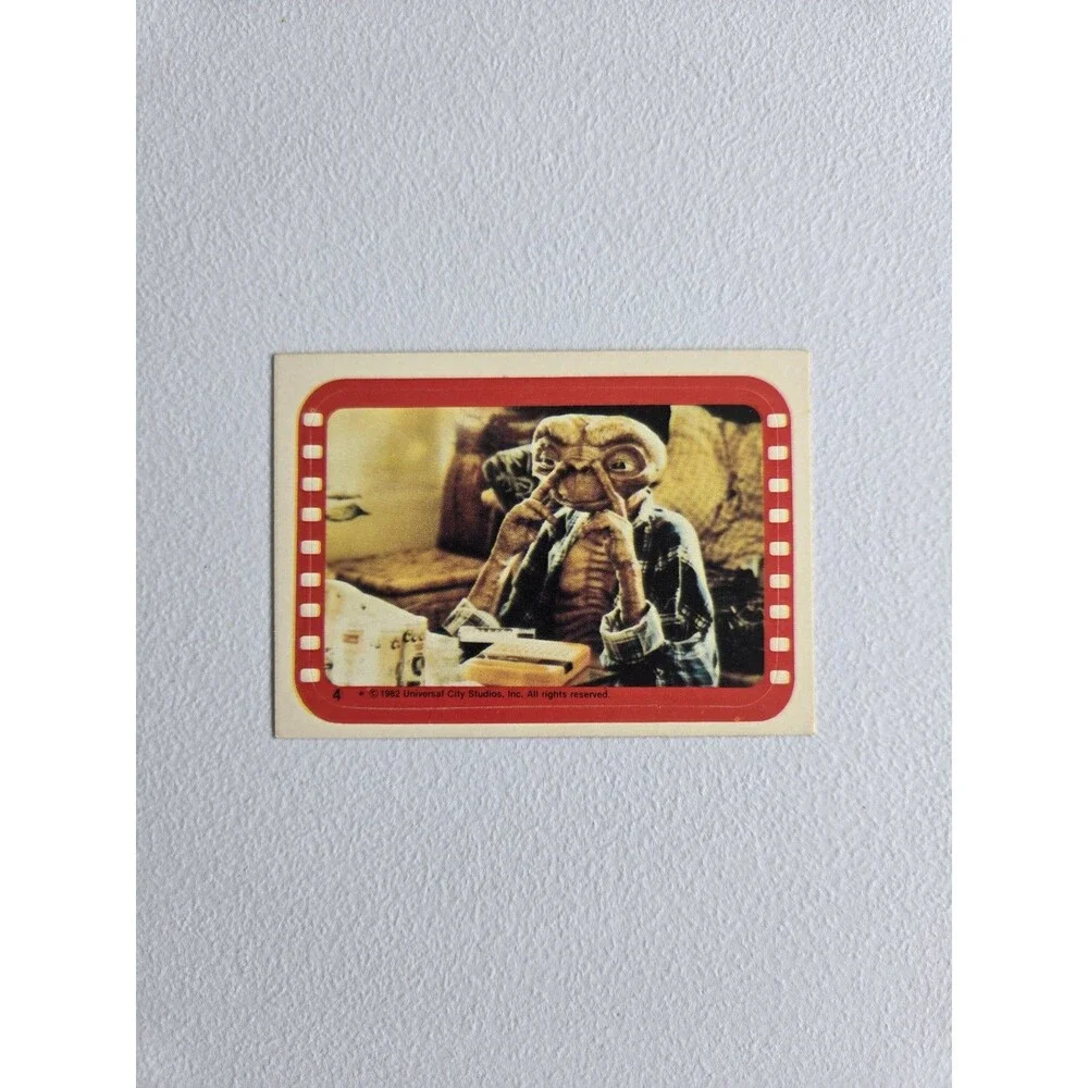 1982 Topps E.T. The Extra-Terrestrial Movie Cards Lot Of 24 Cards Plus Stickers